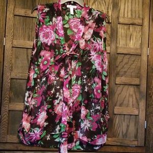 Sleeveless floral blouse